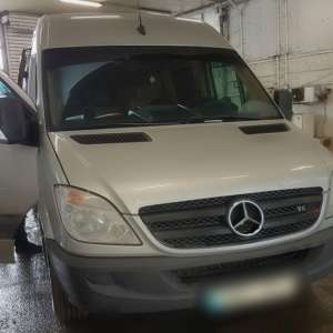 13 persoane ascunse în autovehicule, oprite la P.T.F. Negru Voda