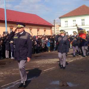 O nouă promoţie de elevi a depus jurământul de credinţă faţă de ţară la Şcoala Avram Iancu Oradea