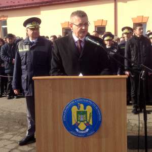 O nouă promoţie de elevi a depus jurământul de credinţă faţă de ţară la Şcoala Avram Iancu Oradea