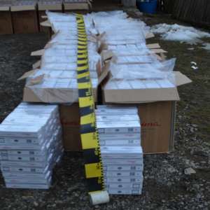 Aproximativ 45.000 de pachete cu ţigări, confiscate în urma unei percheziții