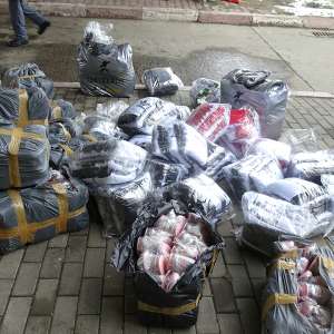 Articole textile şi încălţăminte susceptibile a fi contrafăcute, descoperite la P.T.F. Giurgiu