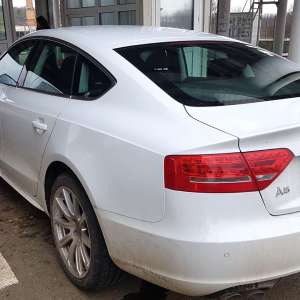 Autoturism căutat de autorităţile austriece, confiscat de poliţiştii de frontieră cărășeni
