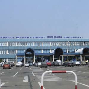 Cetăţean bulgar, cercetat pentru comportament agresiv în aeronavă