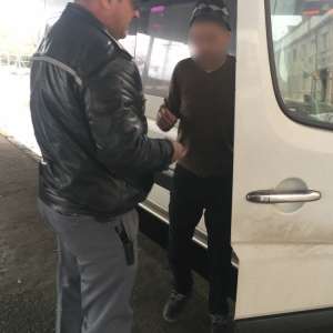 Certificat de înmatriculare fals, depistat la Albiţa