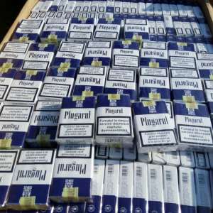 Percheziţii domiciliare la Brăila: aproximativ 100.000 ţigarete de contrabandă descoperite