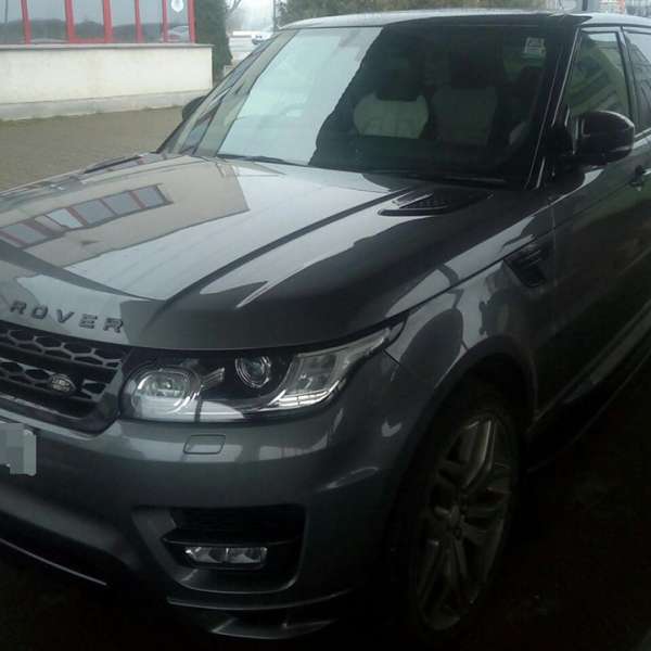 Land Rover în valoare de 58.800 euro, semnalat furat din Marea Britanie, depistat la P.T.F. Petea