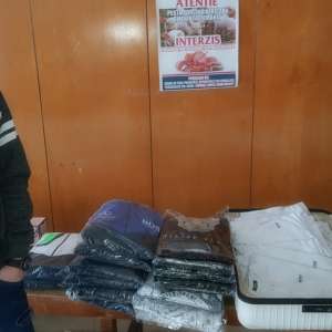 Bunuri susceptibile a fi contrafăcute, a căror valoare, dacă ar fi fost comercializate se ridică la suma de aproximativ 2.000.000 lei, descoperite la Constanţa
