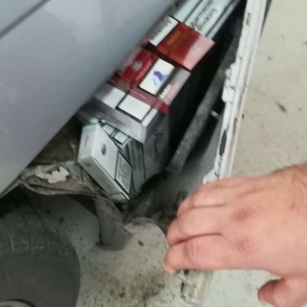 Cetăţean român arestat preventiv pentru contrabandă cu ţigări