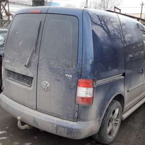 Lucrare penală pentru conducerea unui autovehicul fără drept de circulaţie în România