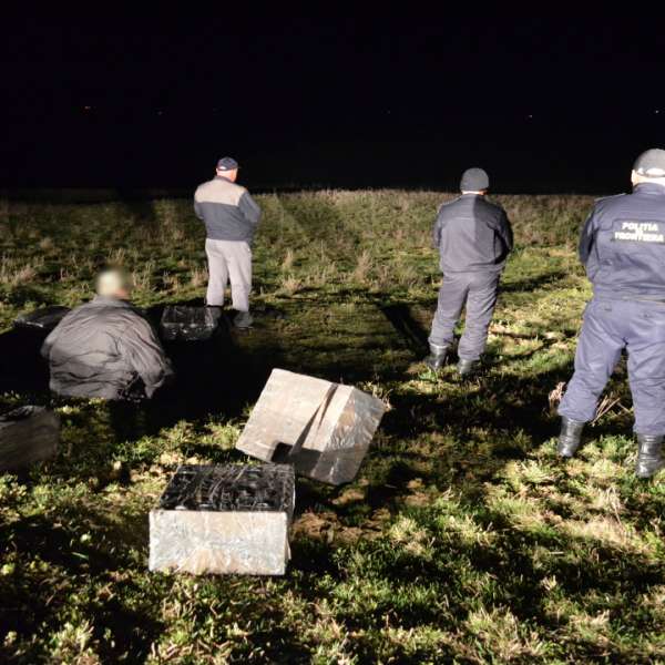 Focuri de armă la frontiera cu Ucraina pentru reţinerea unor contrabandişti