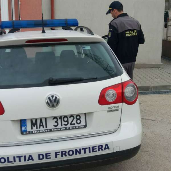 Peşte transportat fără documente legale, confiscat de poliţiştii de frontieră mehedinţeni