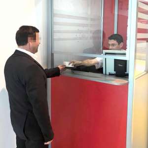 Document în care erau aplicate ștampile și vize false,descoperit la Punctul de Trecere a Frontierei Aeroport Iași