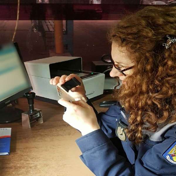 Permis de conducere fals, descoperit la controlul de frontieră
