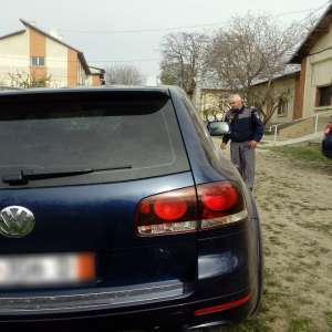 Volkswagen Touareg declarat furat în Slovacia, descoperit la P.T.F. Albiţa   