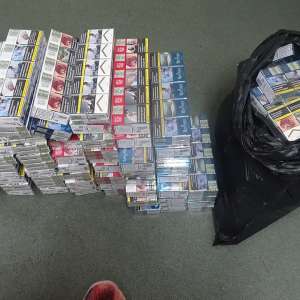 1.100 pachete cu țigări, descoperite într-un  autoturism la P.T.F. Giurgiu