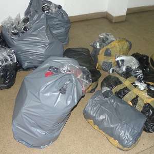 Peste 250 de bunuri, susceptibile a fi contrafăcute, confiscate la P.T.F. Giurgiu