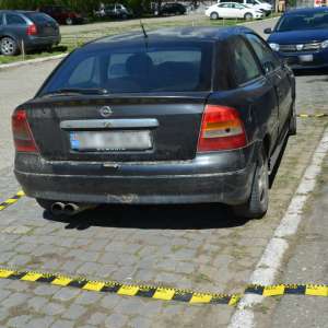 Autoturism şi bunuri furate de doi minori, descoperite de polițiștii de frontieră ieşeni la câteva ore de când fuseseră furate