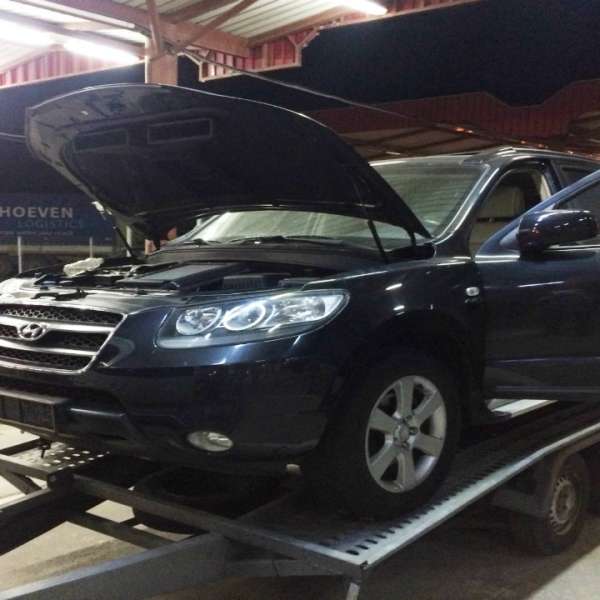 Hyundai Santa Fe declarat furat în urmă cu o săptămână, depistat la P.T.F. Sculeni