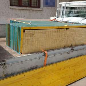 Trei cetățeni români cercetați pentru contrabandă și 24.000 de pachete cu țigări confiscate la frontiera de nord