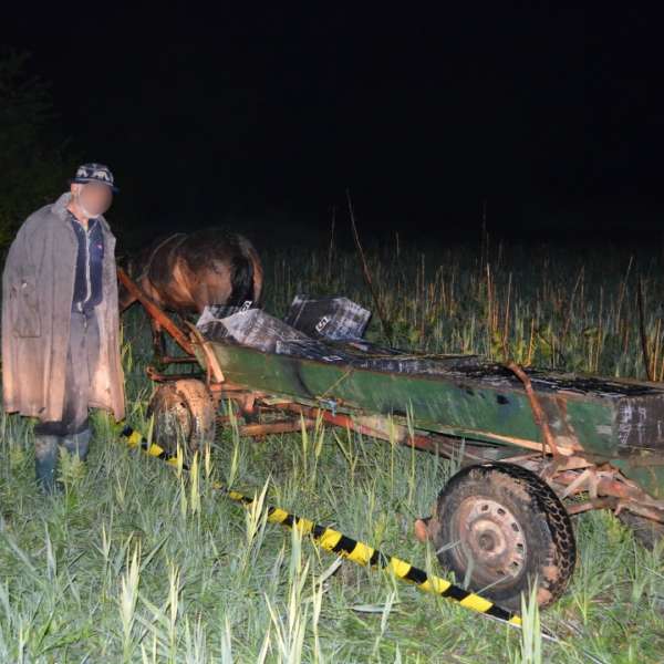 Contrabandist de 75 de ani, oprit cu focuri de armă
