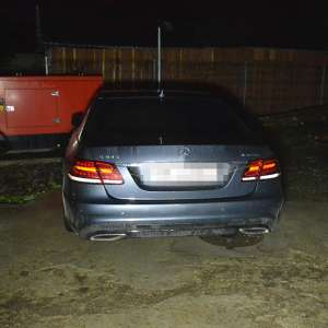 Mercedes căutat de autoritățile din Marea Britanie, descoperit de poliţiştii de frontieră