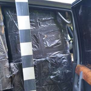 Aproximativ 31.000 pachete cu ţigări de contrabandă, confiscate la frontiera de nord a României