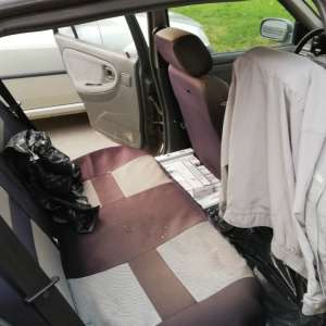 Autoturism plin cu țigări de contrabandă, depistat de polițiștii de frontieră timișeni   	