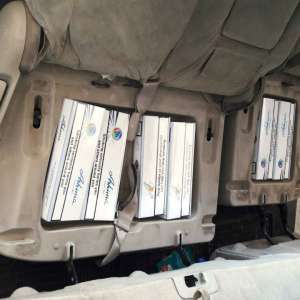 Țigări de contrabandă descoperite la frontiera de est