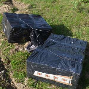 Maramureșean cercetat pentru contrabandă și peste 4.000 de pachete cu țigări confiscate la frontiera de nord