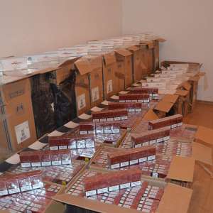 Aproximativ 31.000 de pachete cu țigări, confiscate la frontiera de nord