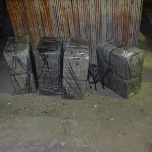 122 kg tutun și 2.370 pachete țigări confiscate de polițiștii de frontieră