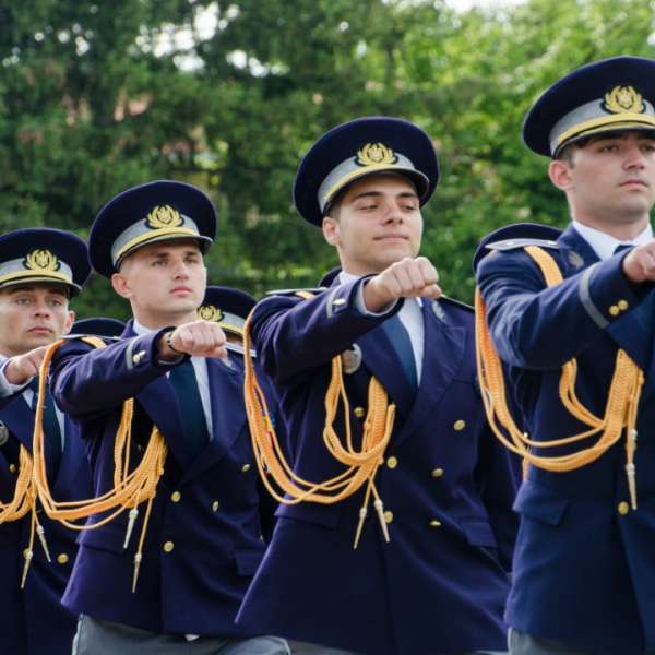 Cum să devii poliţist de frontieră