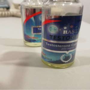 Substanţe anabolizante ascunse în bagaj, descoperite la Punctul de Trecere a Frontierei Aeroport Iași