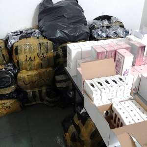 Peste 2.000 de bunuri, susceptibile a fi contrafăcute, confiscate la P.T.F. Giurgiu