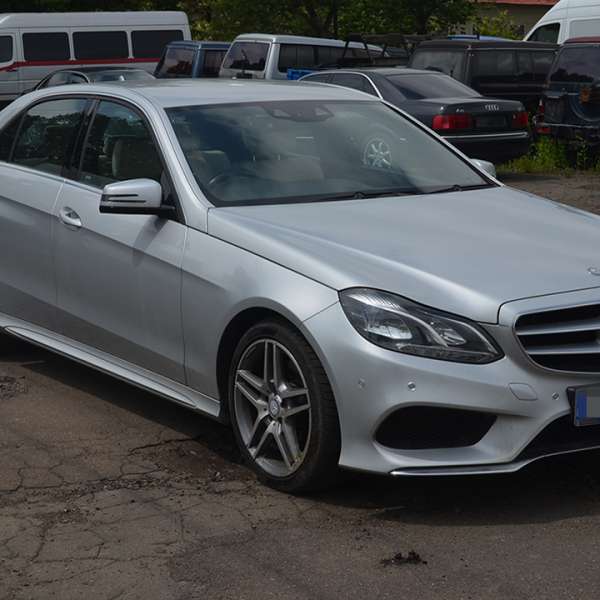 Autoturism Mercedes căutat de autoritățile din Marea Britanie, descoperit de polițiștii de frontieră