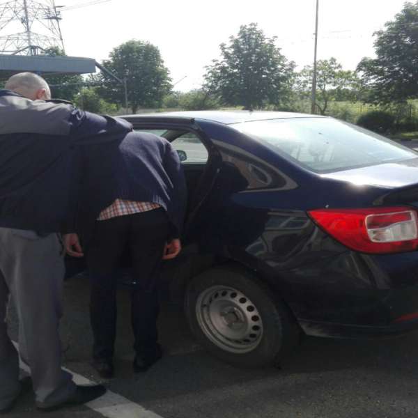 Bărbat cu cetăţenie R. Moldova căutat de autorităţile din Austria, depistat la controlul de frontieră