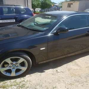 Autoturism de lux căutat de autorităţile din Marea Britanie, descoperit în Brăila