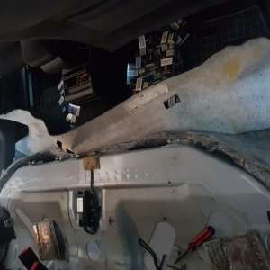 Aproximativ 20.000  de ţigarete de contrabandă descoperite la frontiera de est