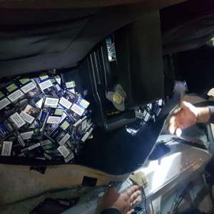 Aproximativ 20.000  de ţigarete de contrabandă descoperite la frontiera de est