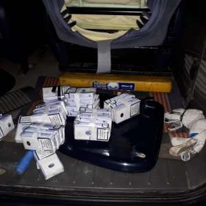 Aproximativ 20.000  de ţigarete de contrabandă descoperite la frontiera de est