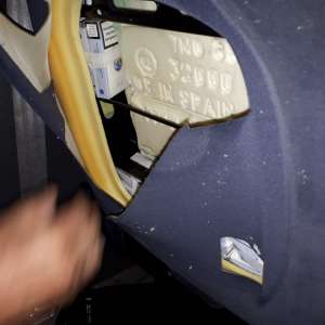 Aproximativ 20.000  de ţigarete de contrabandă descoperite la frontiera de est