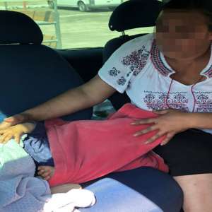 Minoră ascunsă sub o pătură, depistată la frontieră