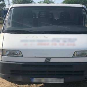 Au încercat să păcălească poliţiştii de frontieră, dar s-au ales cu dosare penale