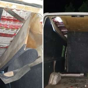 Microbuz blindat cu peste 27.400 de pachete cu ţigări, reţinut de poliţiştii de frontieră