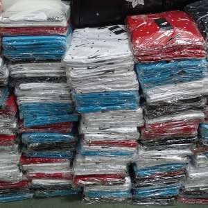 Aproximativ 3.700 articole susceptibile a fi contrafăcute, confiscate la P.T.F. Giurgiu