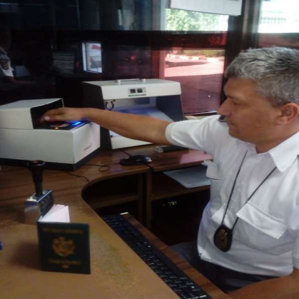 Permise false depistate la controlul de frontieră  