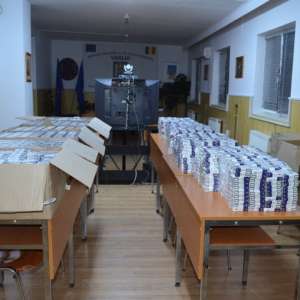 Șapte cetățeni români arestați preventiv pentru activități de contrabandă