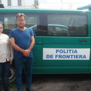 Doi cetăţeni din Iran, depistaţi cu documente poloneze false