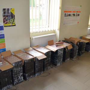 Peste 15.000 pachete țigări confiscate de polițiștii de frontieră