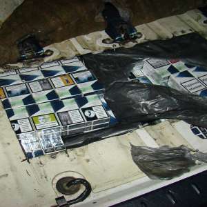 Aproximativ 15.500 de pachete cu țigări de contrabanda confiscate la frontiera de nord